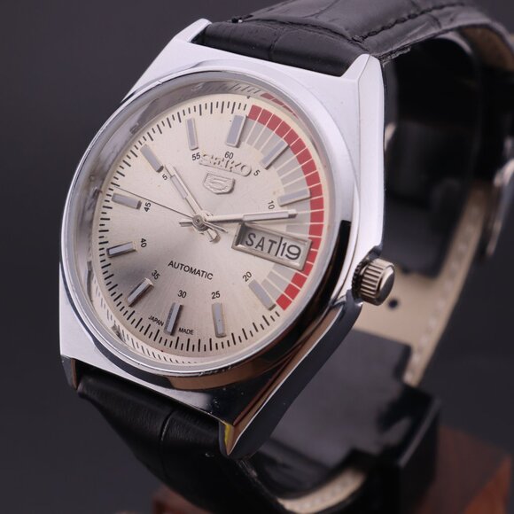 Vintage Seiko 5 Automatic 6309A Japanese Movement 17J D/D Men's Wrist Watch - Picture 2 of 14